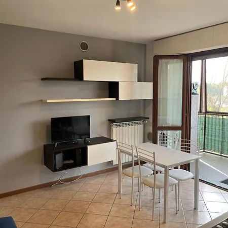 Apartament Dalla Chiesa Rozzano