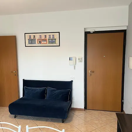 Dalla Chiesa Apartment *